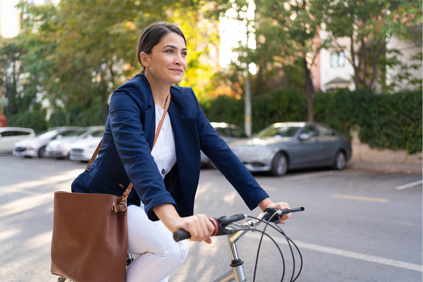 woman riding her bike to work