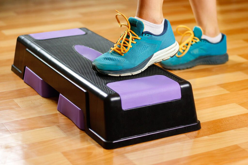 the step, an aerobic training platform for exercise