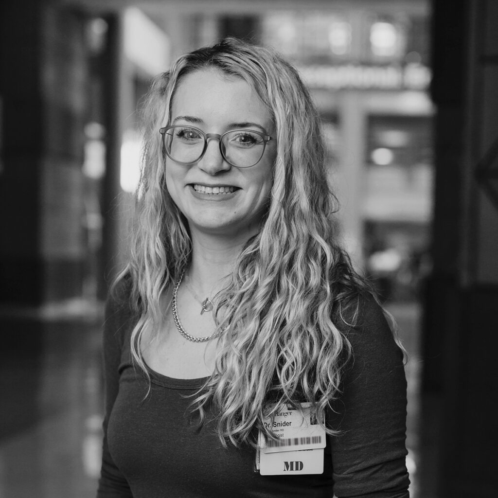 Lauren Snider Headshot